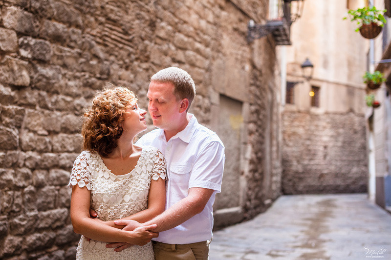 Rodzinna sesja zdjęciowa w Barcelonie. Fotograf w Barcelonie Hiszpanii Maslik Yulia