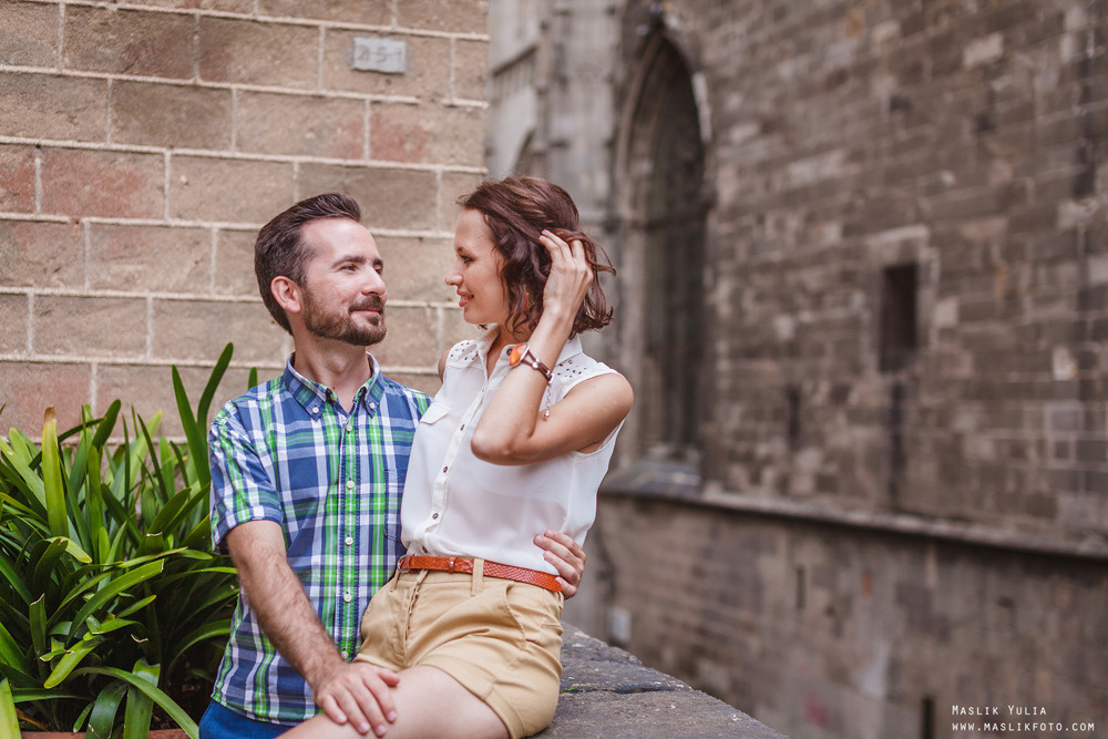 Fun photo shoot in Barcelona. Photographer in Barcelona Spain Maslik Yulia