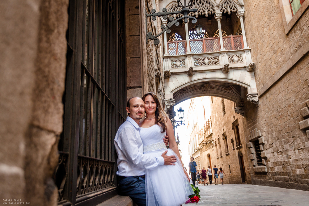 Luna de miel en barcelona. Fotógrafo en Barcelona Maslik Yulia