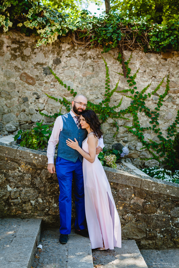 Photosession in the fabulous Besalu. Photographer in Barcelona Spain Maslik Yulia