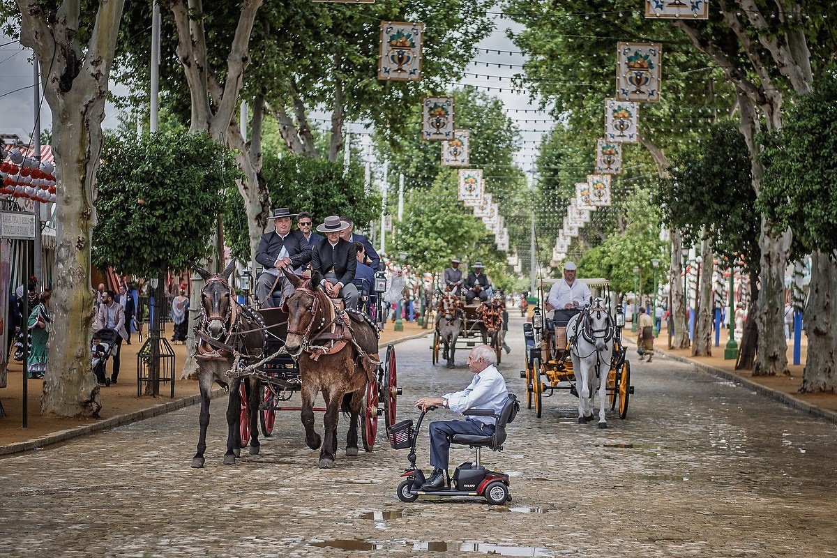 Feria de Abril 2025: un universo de luz, arte y raíces