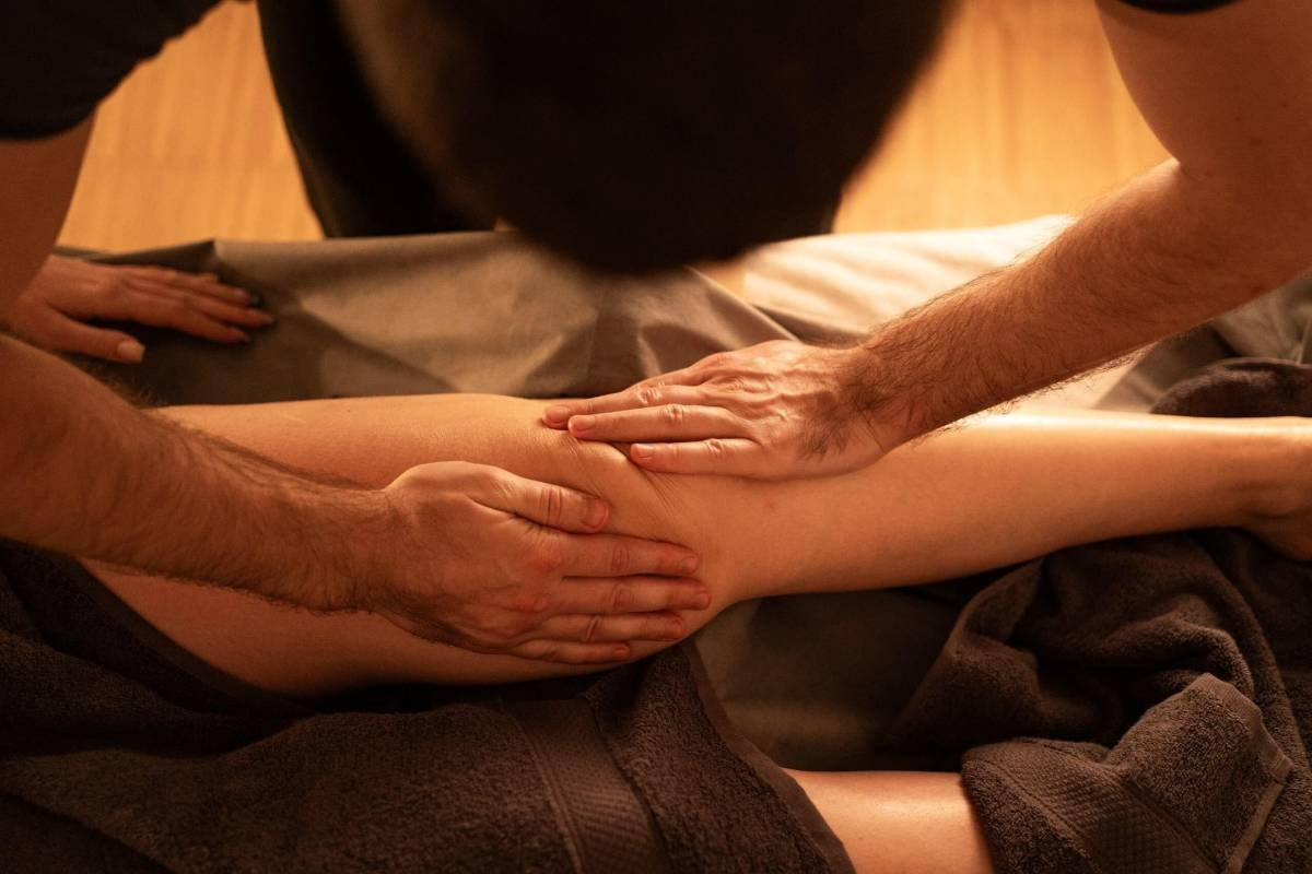 Massage Köln – wohltuende Fuß- und Wadenmassage für Entspannung und Erholung.