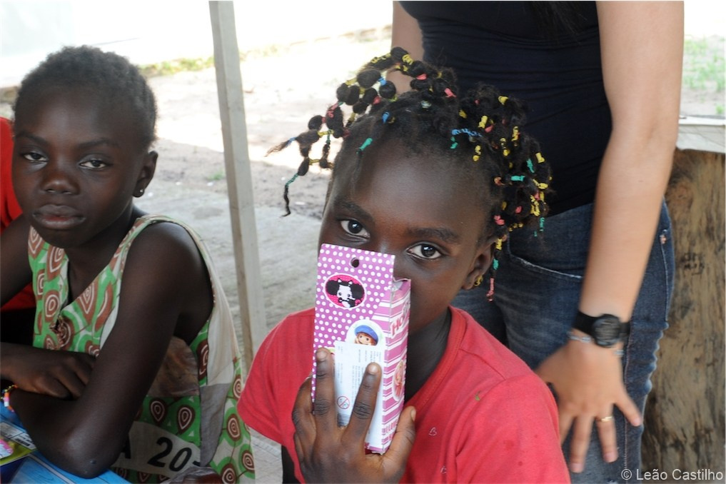 Photos of volunteer work in Congo. Simbahalu