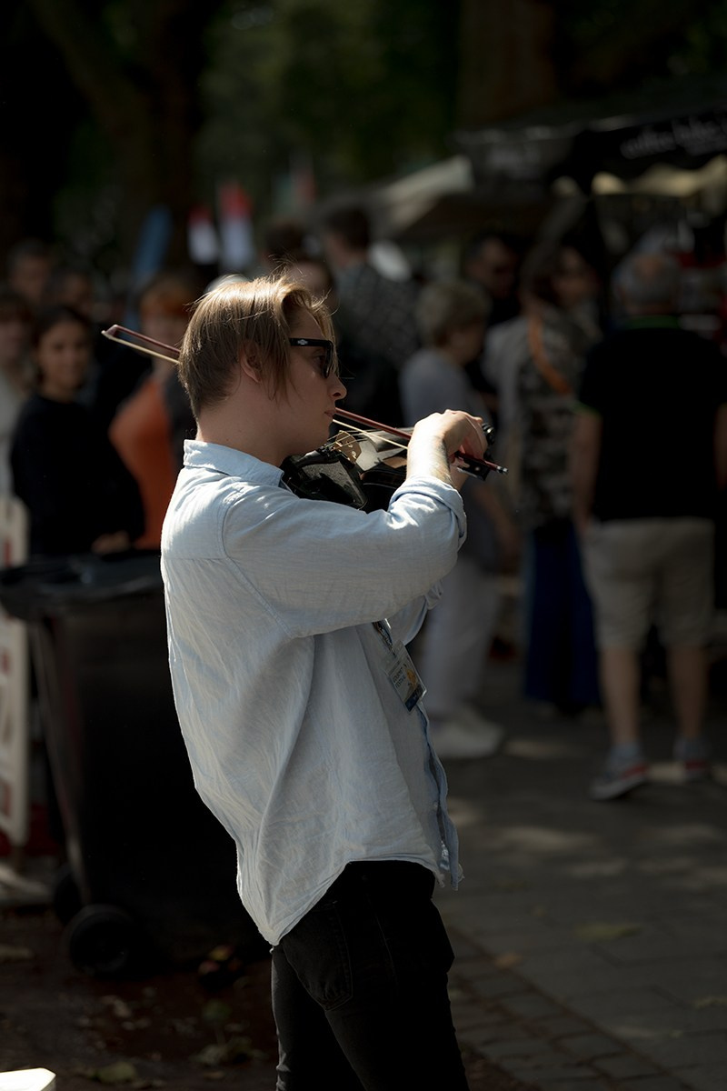 УЛИЧНЫЕ МУЗЫКАНТЫ DUSSELDORF. LUKIN IGOR Photography
