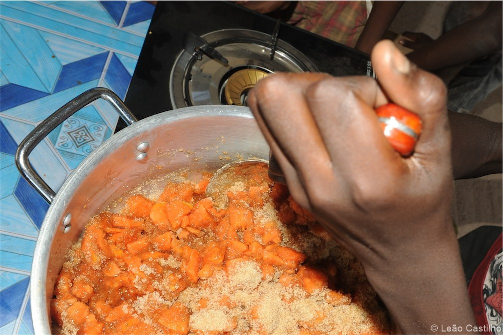 Photos of volunteer work in Congo. Simbahalu