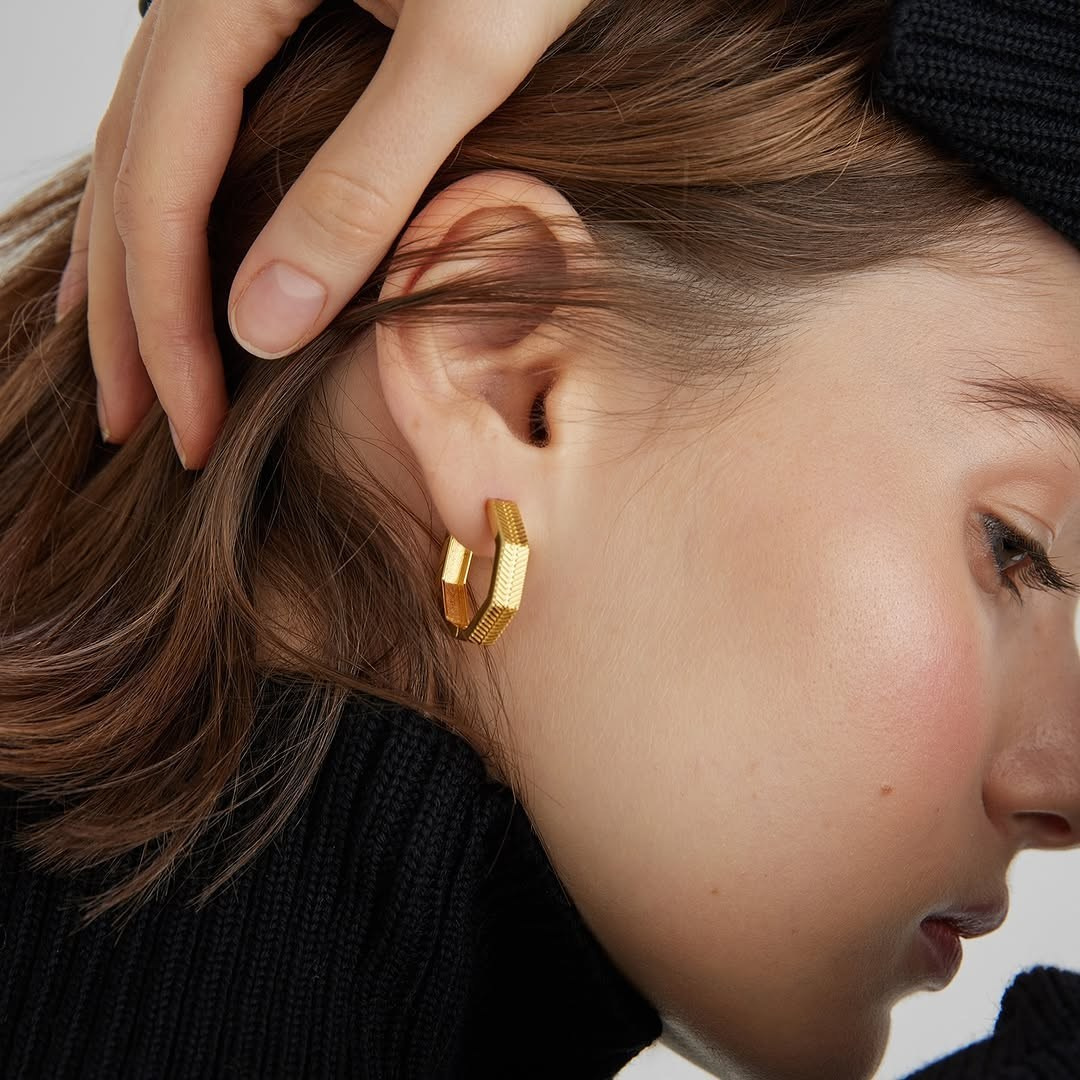 Jewellery & Accessories. London Fashion & Portrait Photographer | Fashion Photoshoots, Lifestyle & Commercial Photography