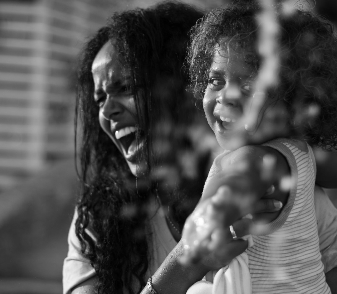 Histoires d’amour, séances photos de famille et de mariage en France