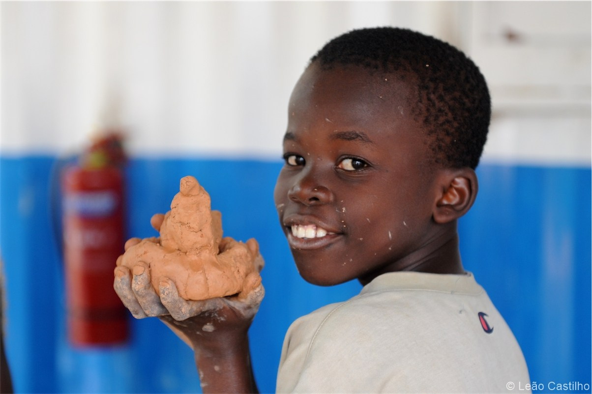 Photos of volunteer work in Congo. Simbahalu