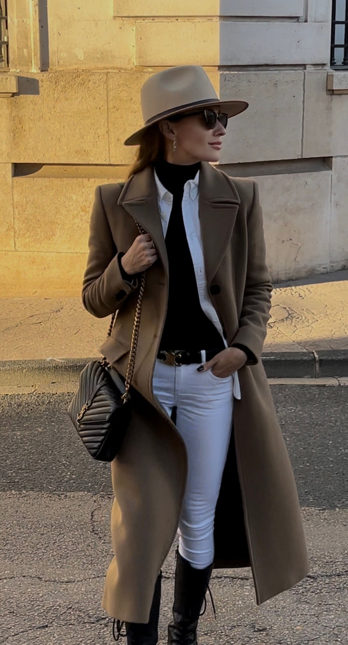 photographe contenu mode femme chic à Auxerre, street style élégant