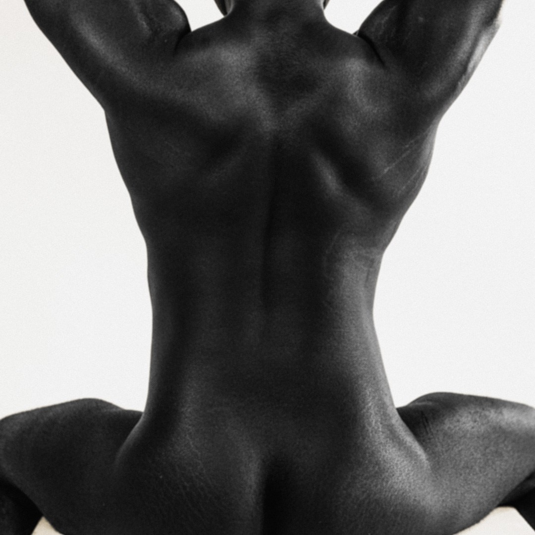 Body as Form — fine art photography by Elli Asker