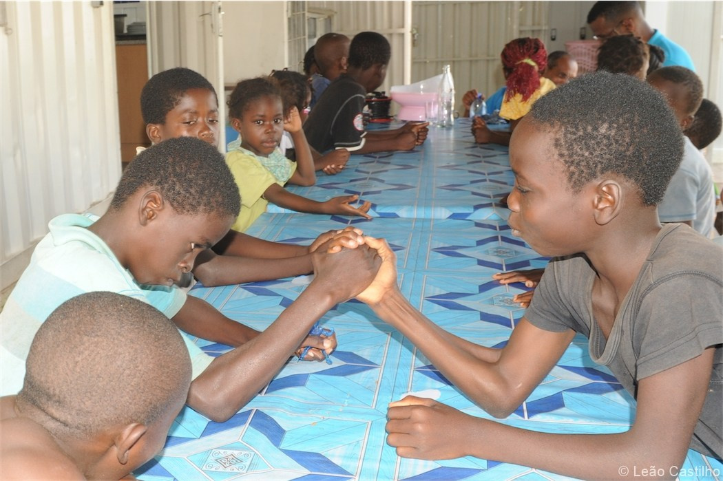 Photos of volunteer work in Congo. Simbahalu