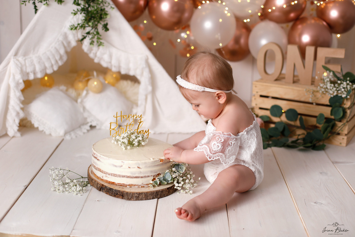 Cake-Smash Ulm, Cake-Smash Stuttgart, Cake-Smash Metzingen, Cake-Smash, Neu-Ulm, Cake-Smash Göppingen, Erste Torte, Erste Geburtstag, Baby Shooting, Babyfotografie Ulm, Geburtstags Torte, 1 jähr shooting, Erste Torte Ulm, Erste Torte Stuttgart, Erste Torte Metzingen, Erste Torte Neu-Ulm, Babyfotografie Neu-Ulm, Babyfotografie Stuttgart, Babyfotografie Reutlingen, Babyfotografie Memmingen, Babyfotografie Günzburg, Babyfotografie Ravensburg, Babyfotografie Bodensee, Babyfotografie Tübingen, Babyfotografie Sigmaringen