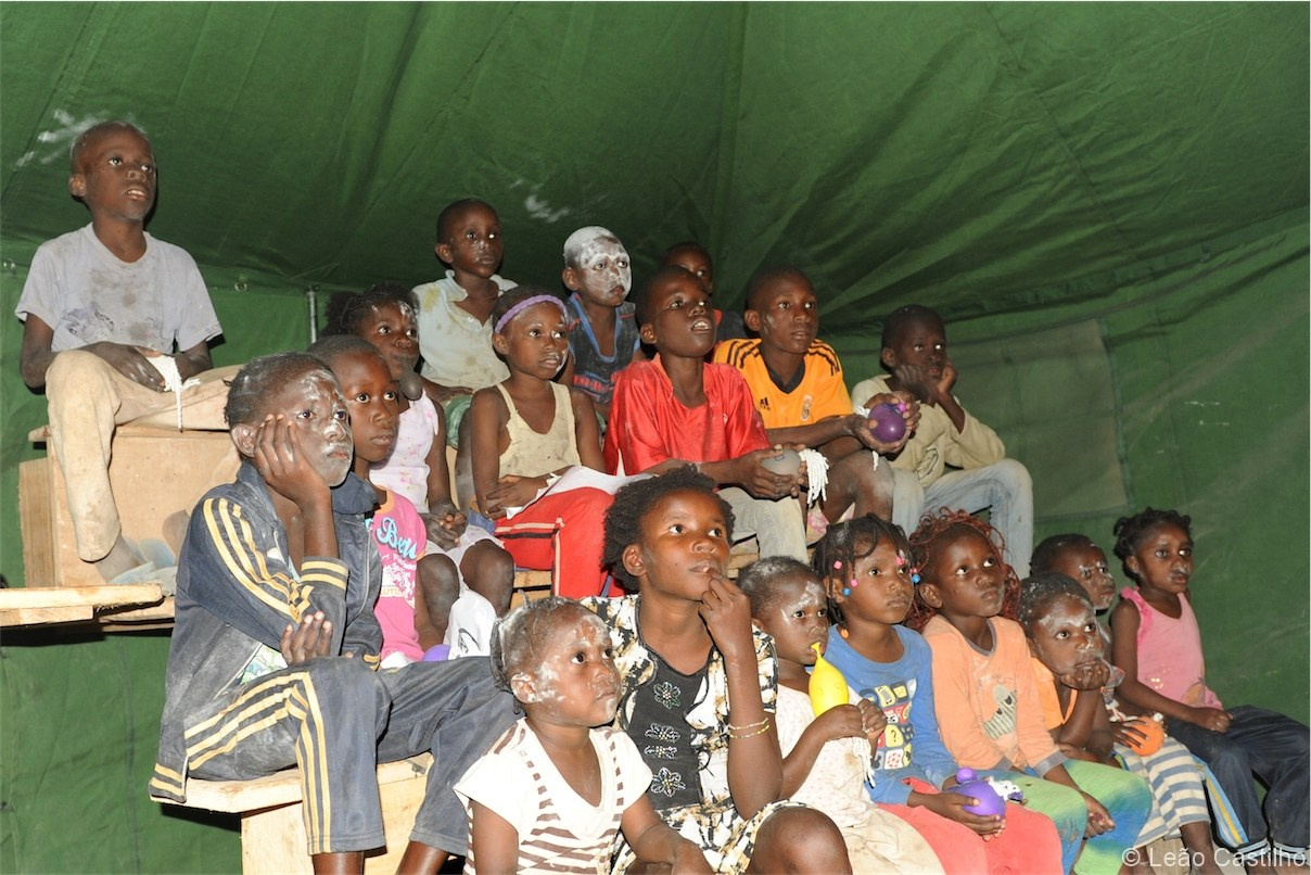 Photos of volunteer work in Congo. Simbahalu