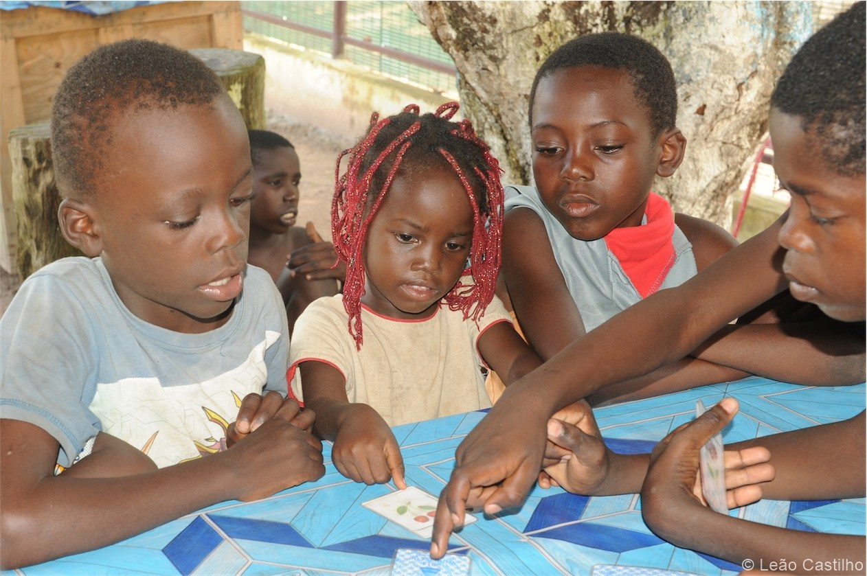 Photos of volunteer work in Congo. Simbahalu