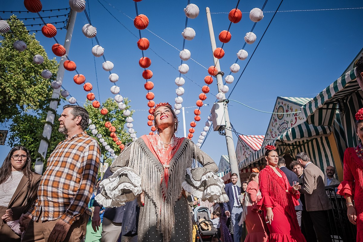 Feria de Abril 2025: un universo de luz, arte y raíces