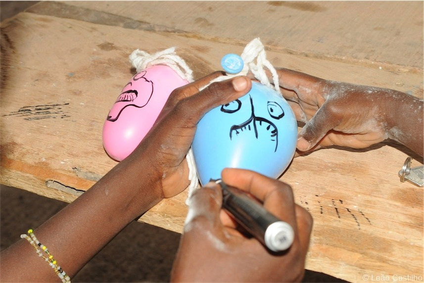 Photos of volunteer work in Congo. Simbahalu