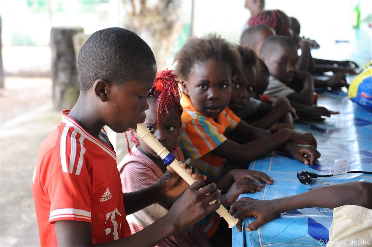 Photos of volunteer work in Congo. Simbahalu