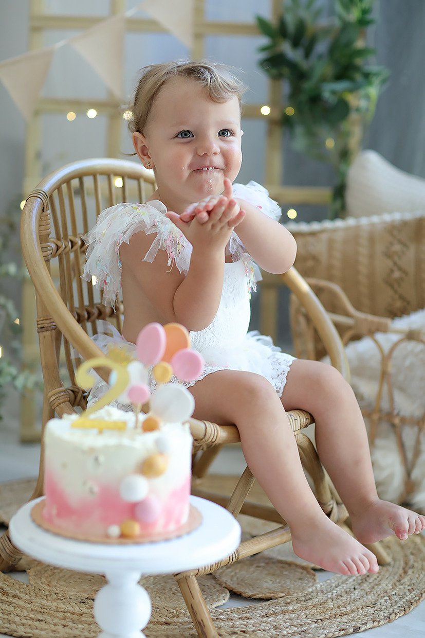 SMASH CAKE * cumpleaños. Fotografía de Eventos, Embarazo y Familiar en Pirineos