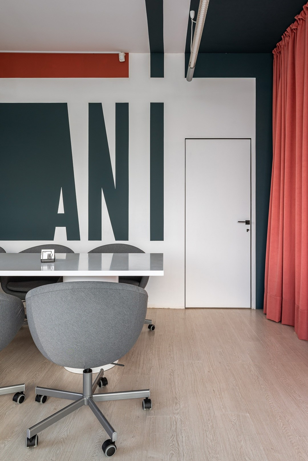 FOTOGRAFIA WNĘTRZ i NIERUCHOMOŚCI. Fotograf Ślubny Warszawa - Sesje Biznesowe Rodzinne Eventy