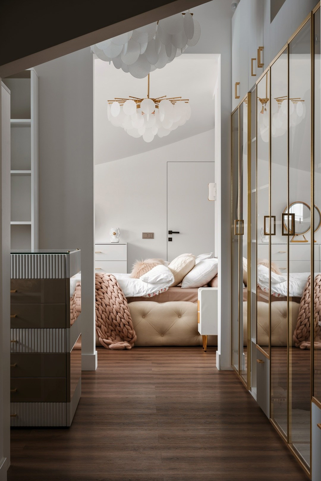 FOTOGRAFIA WNĘTRZ i NIERUCHOMOŚCI. Fotograf Ślubny Warszawa - Sesje Biznesowe Rodzinne Eventy