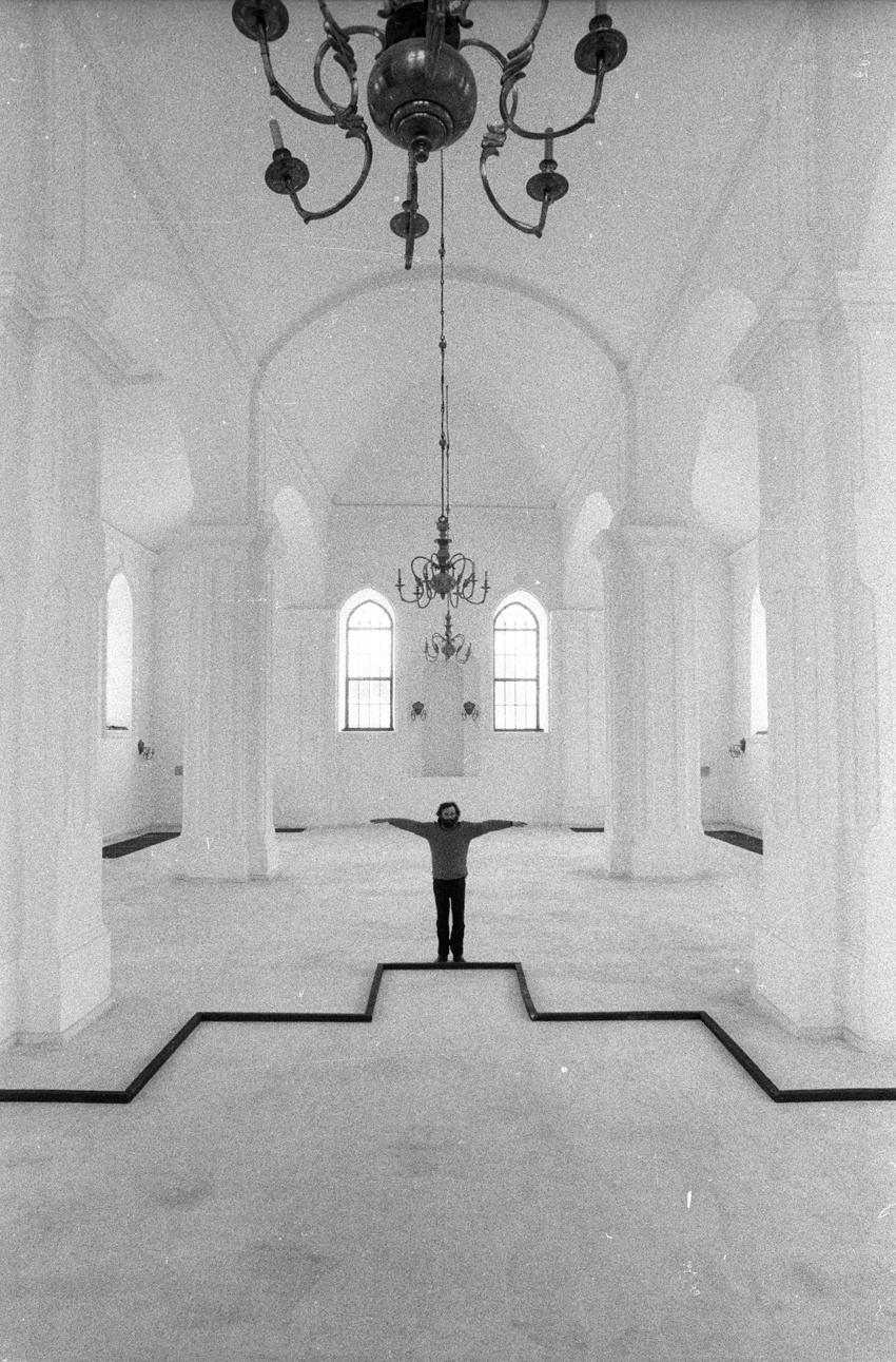 Meditation — Synagogue, Sejny — 1988. Andrzej Strumillo