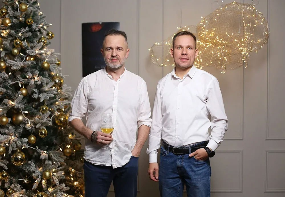 Открытие выставки Романа Рыбалёва «Календарь 2022». Școala de fotografie lui Roman Ribaliov. Orașul Chișinău, Moldova