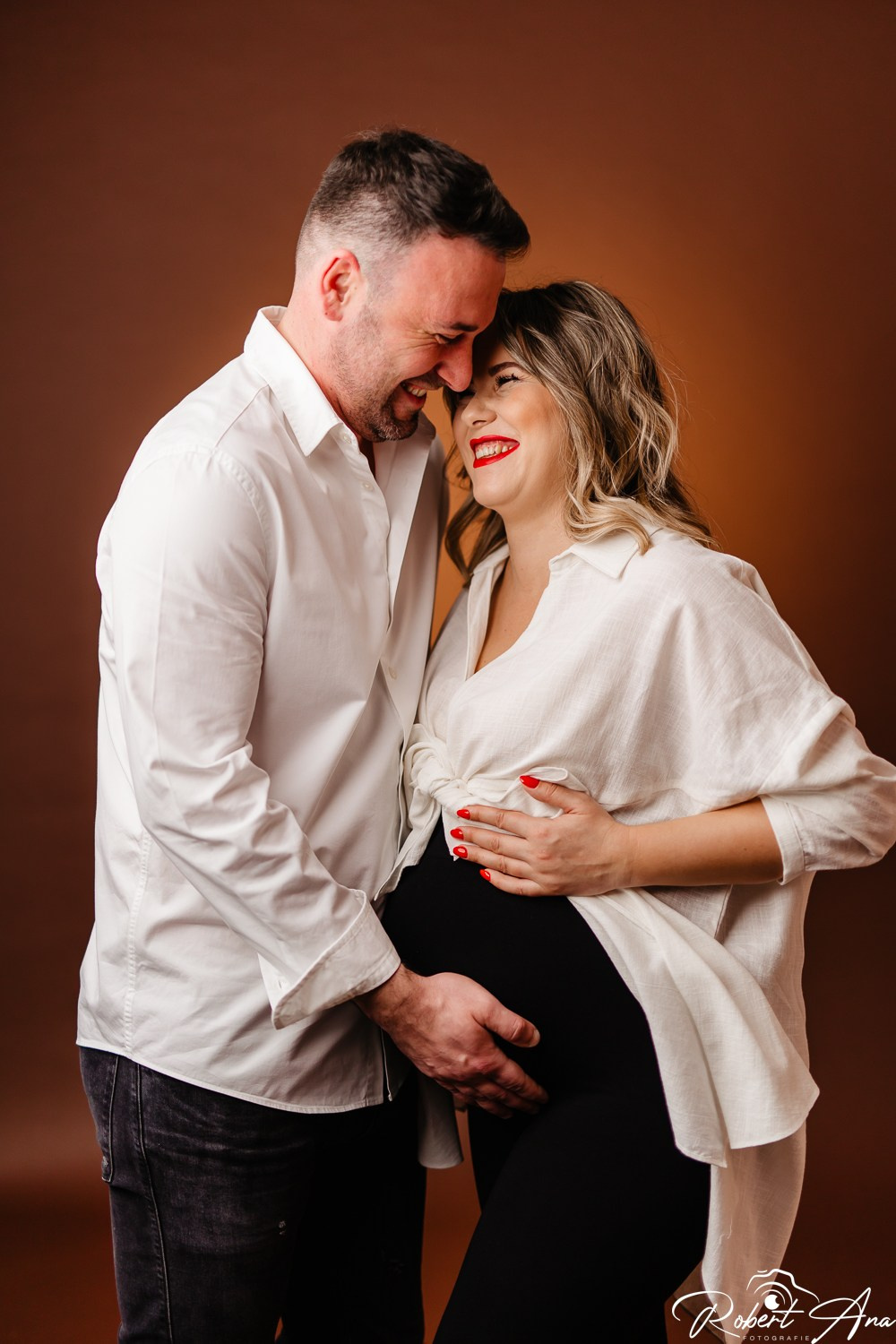 MATERNITATE. Robert Blaj - Fotograf Nuntă Iași