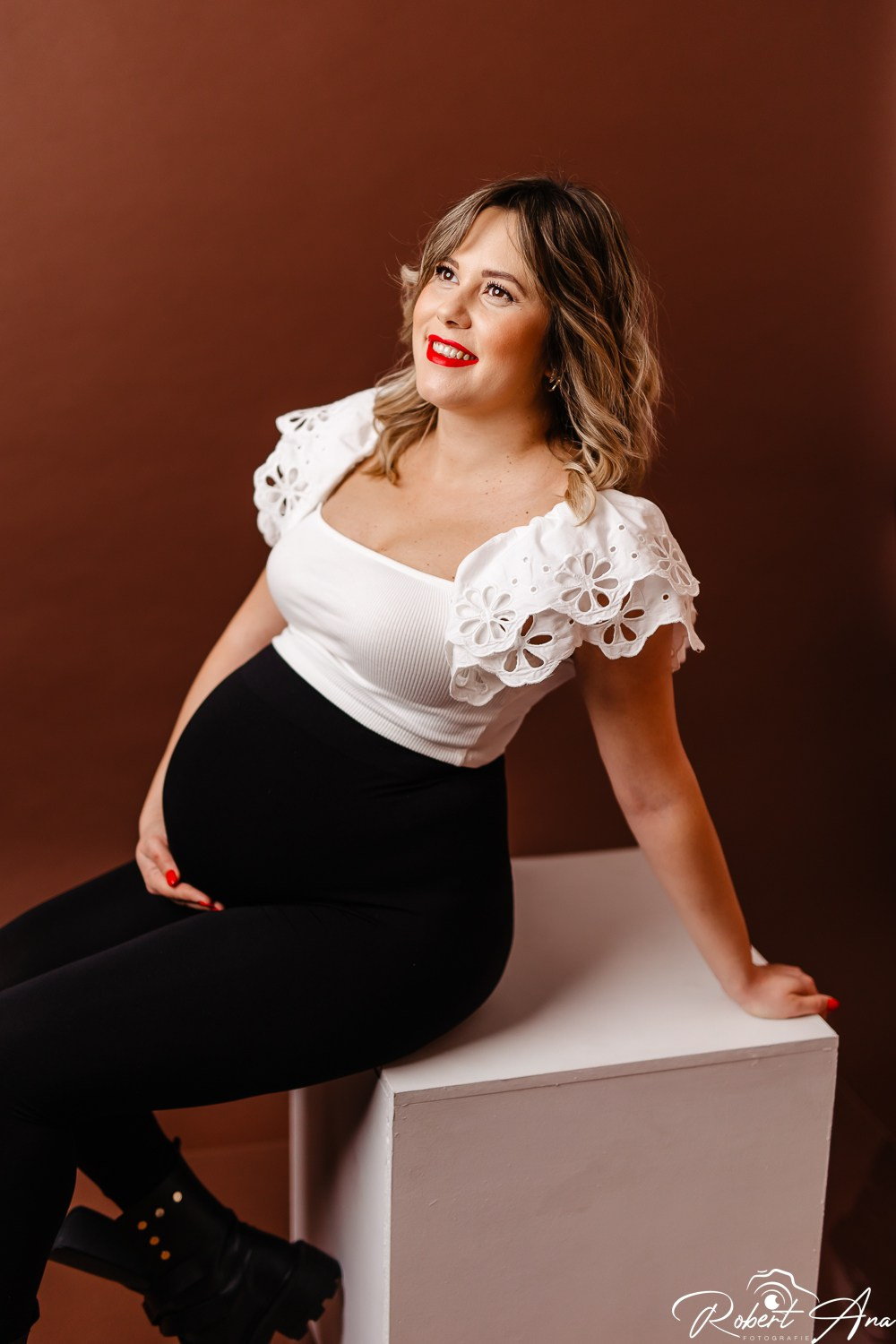 MATERNITATE. Robert Blaj - Fotograf Nuntă Iași