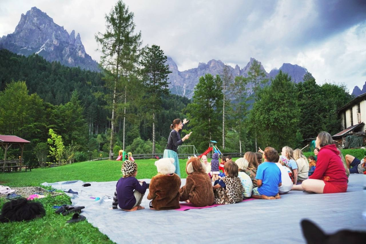 Первобытные люди в Доломитах. Семейные лагеря в Европе с Ниной Янечковой и Ириной Зиновьевой