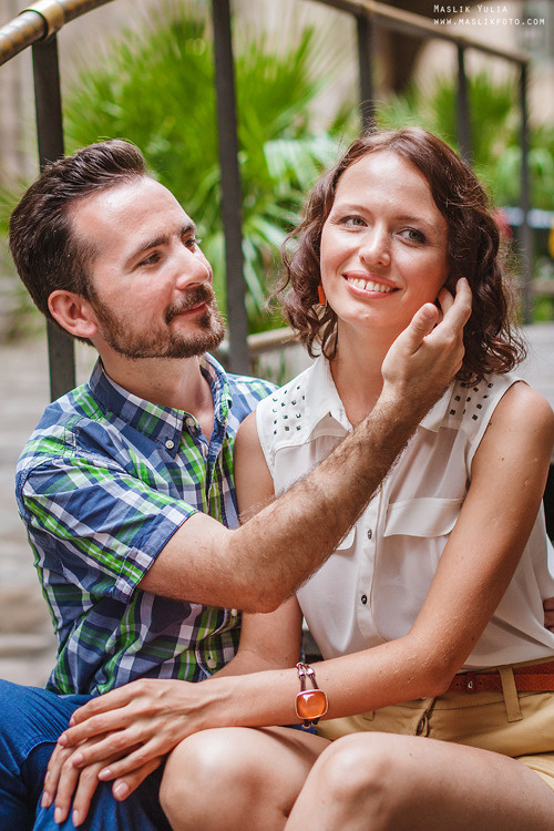 Fun photo shoot in Barcelona. Photographer in Barcelona Spain Maslik Yulia