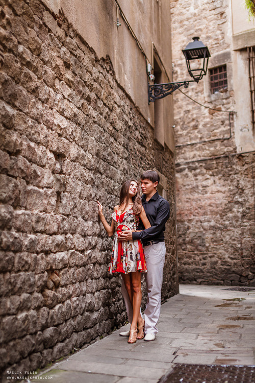Photoshoot in Barcelona on the most popular route. Photographer in Barcelona Spain Maslik Yulia