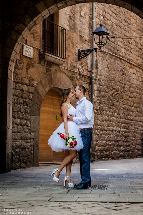 Luna de miel en barcelona. Fotógrafo en Barcelona Maslik Yulia