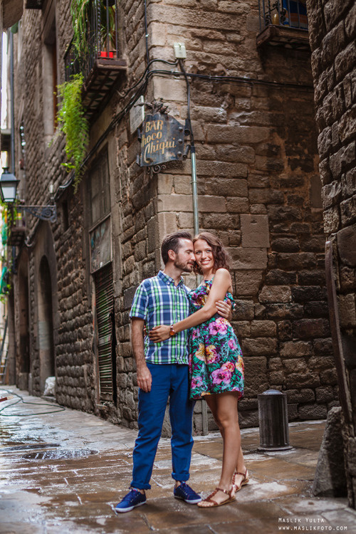 Fun photo shoot in Barcelona. Photographer in Barcelona Spain Maslik Yulia