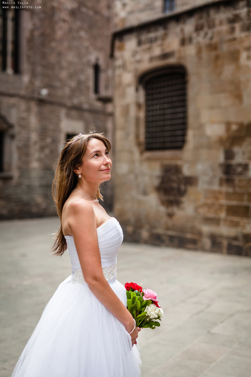 Luna de miel en barcelona. Fotógrafo en Barcelona Maslik Yulia