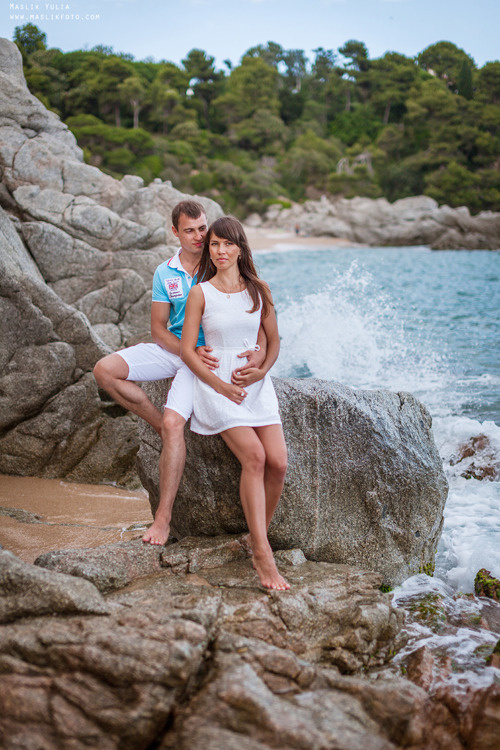 Incredible photo shoot in the Gardens of Saint Clotilde on the Costa B. Photographer in Barcelona Spain Maslik Yulia