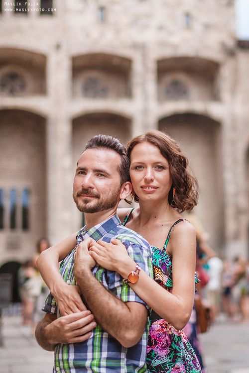 Fun photo shoot in Barcelona. Photographer in Barcelona Spain Maslik Yulia