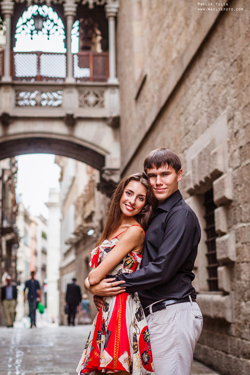 Photoshoot in Barcelona on the most popular route. Photographer in Barcelona Spain Maslik Yulia