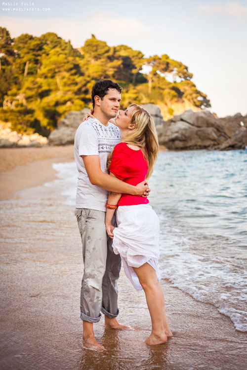 Romantic photo session in Barcelona. Photographer in Barcelona Spain Maslik Yulia