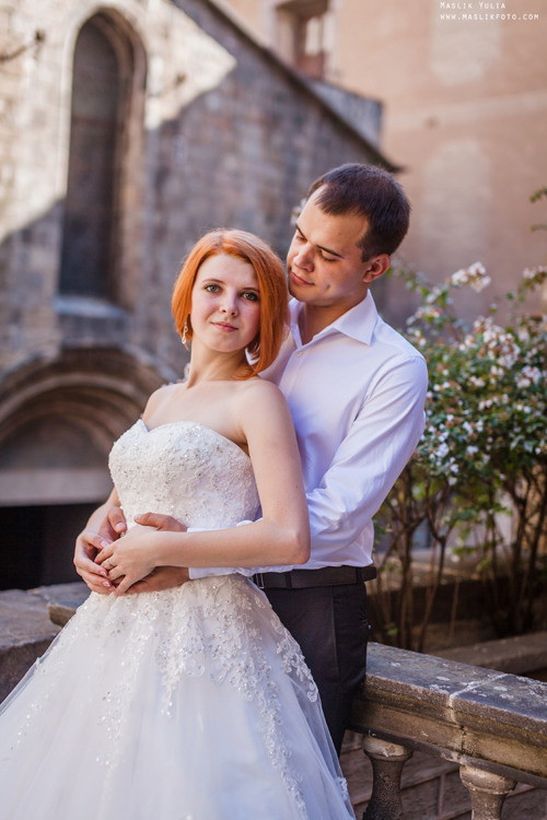 Soleada sesión de fotos en Barcelona. Fotógrafo en Barcelona Maslik Yulia