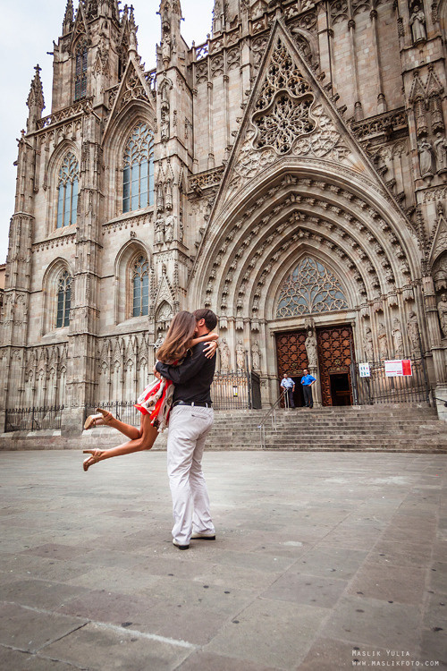 Photoshoot in Barcelona on the most popular route. Photographer in Barcelona Spain Maslik Yulia