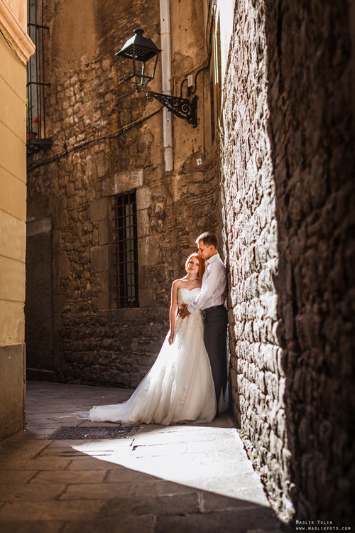Soleada sesión de fotos en Barcelona. Fotógrafo en Barcelona Maslik Yulia