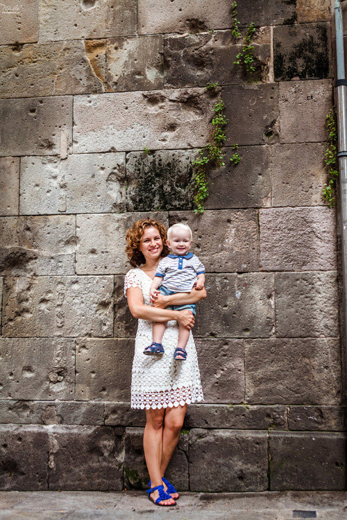 Rodzinna sesja zdjęciowa w Barcelonie. Fotograf w Barcelonie Hiszpanii Maslik Yulia