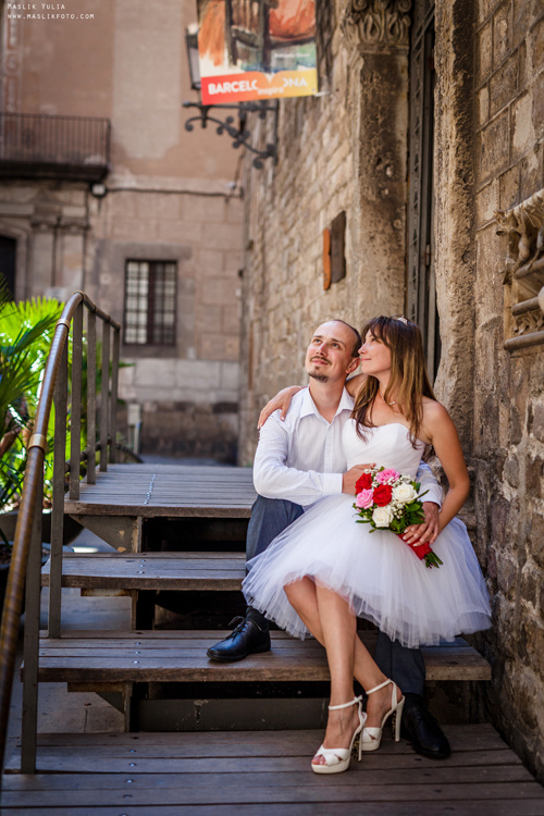 Luna de miel en barcelona. Fotógrafo en Barcelona Maslik Yulia