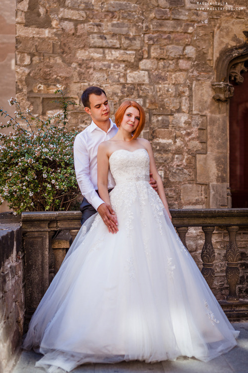 Soleada sesión de fotos en Barcelona. Fotógrafo en Barcelona Maslik Yulia