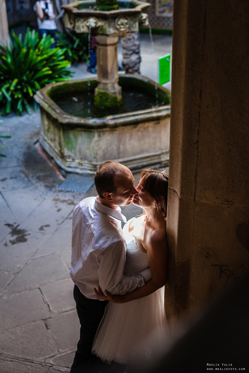 Luna de miel en barcelona. Fotógrafo en Barcelona Maslik Yulia