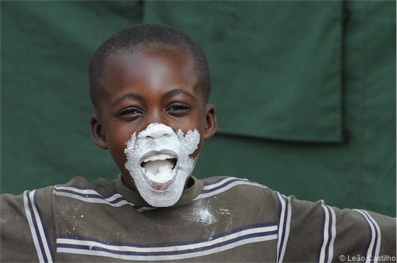 Photos of volunteer work in Congo. Simbahalu