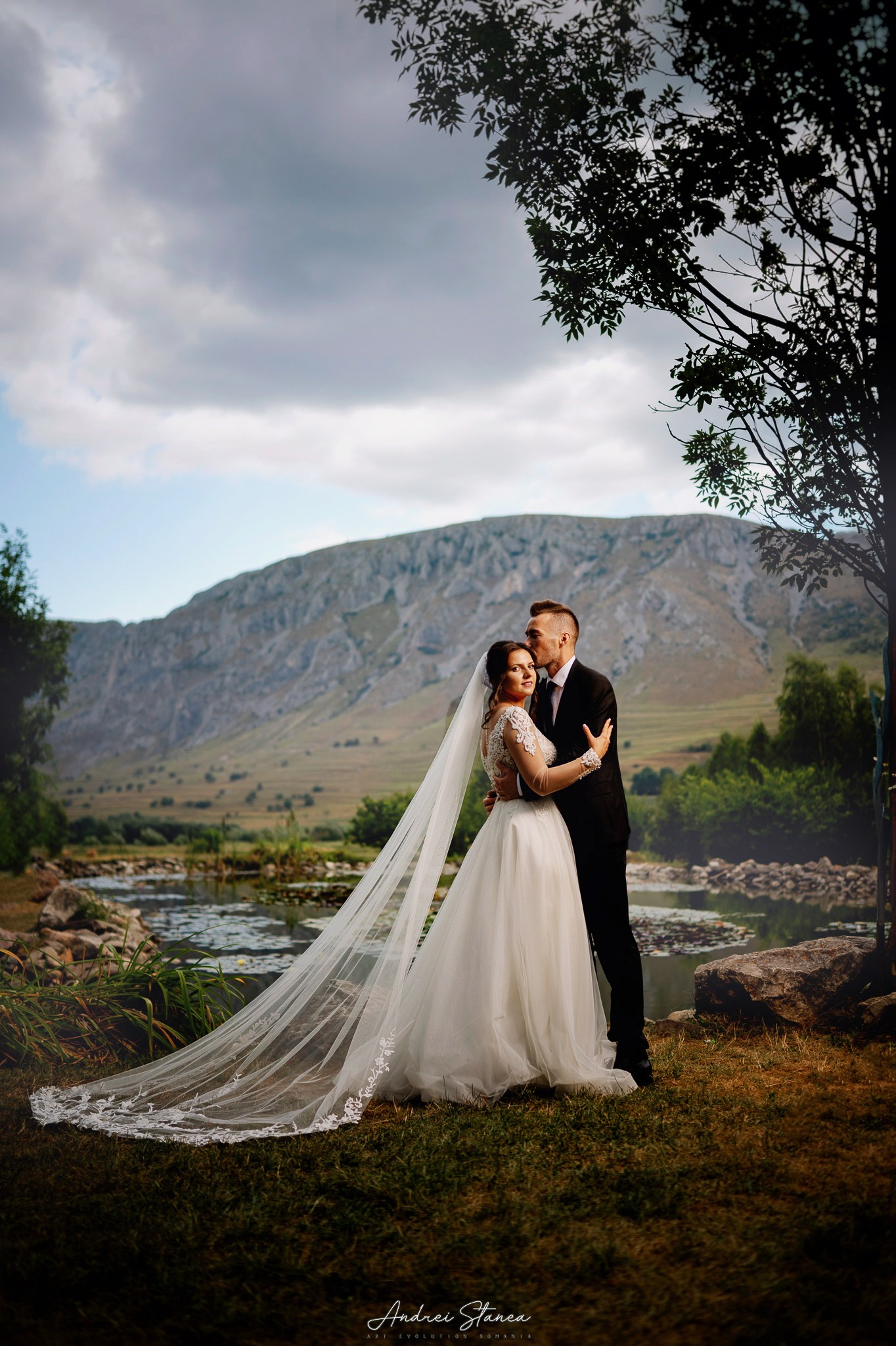 Ramona & Vio. Andrei Stanea