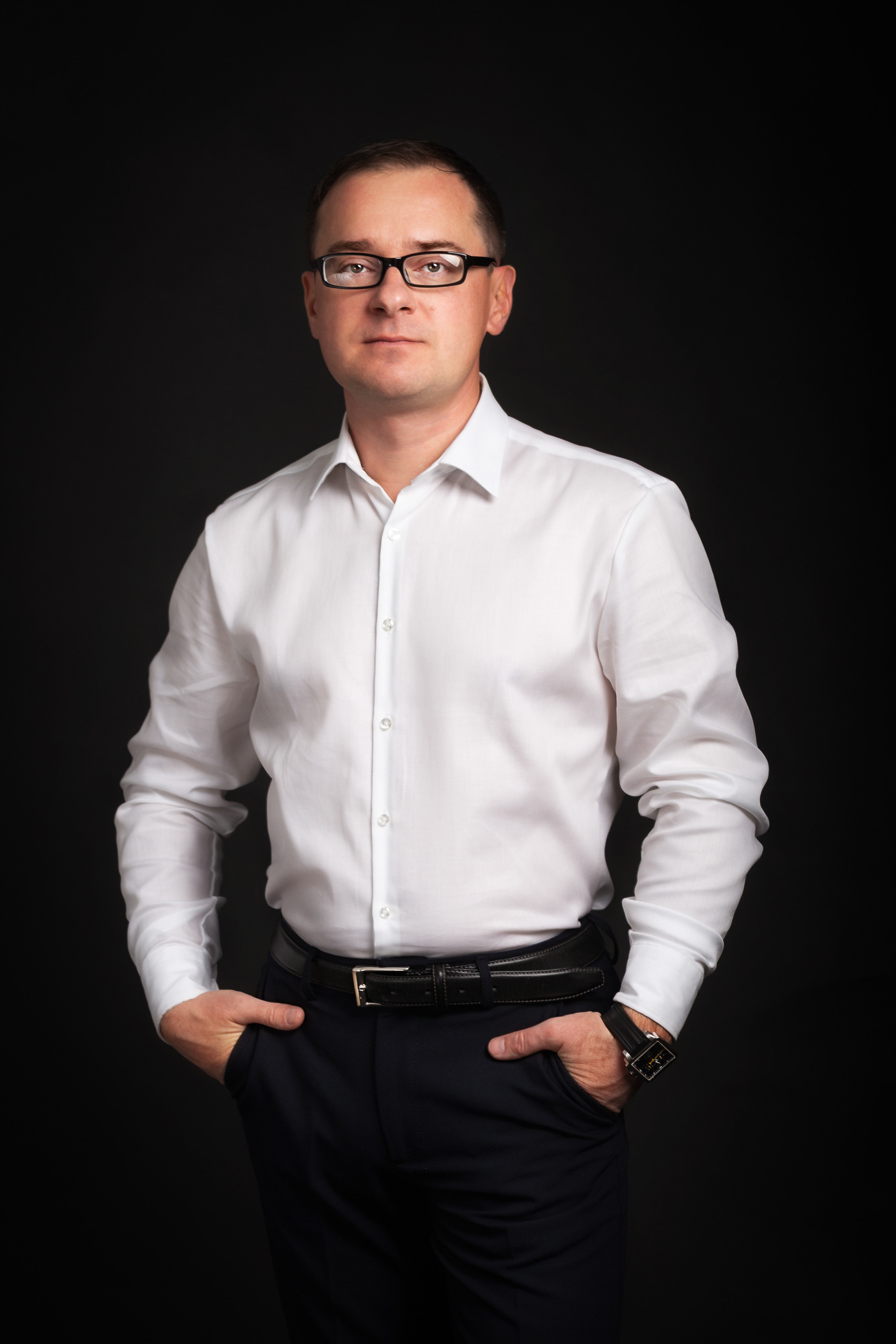 Алексей и Анна. Фотограф Бургас. Фотосесии в студио и на открито, портрети, заснемане