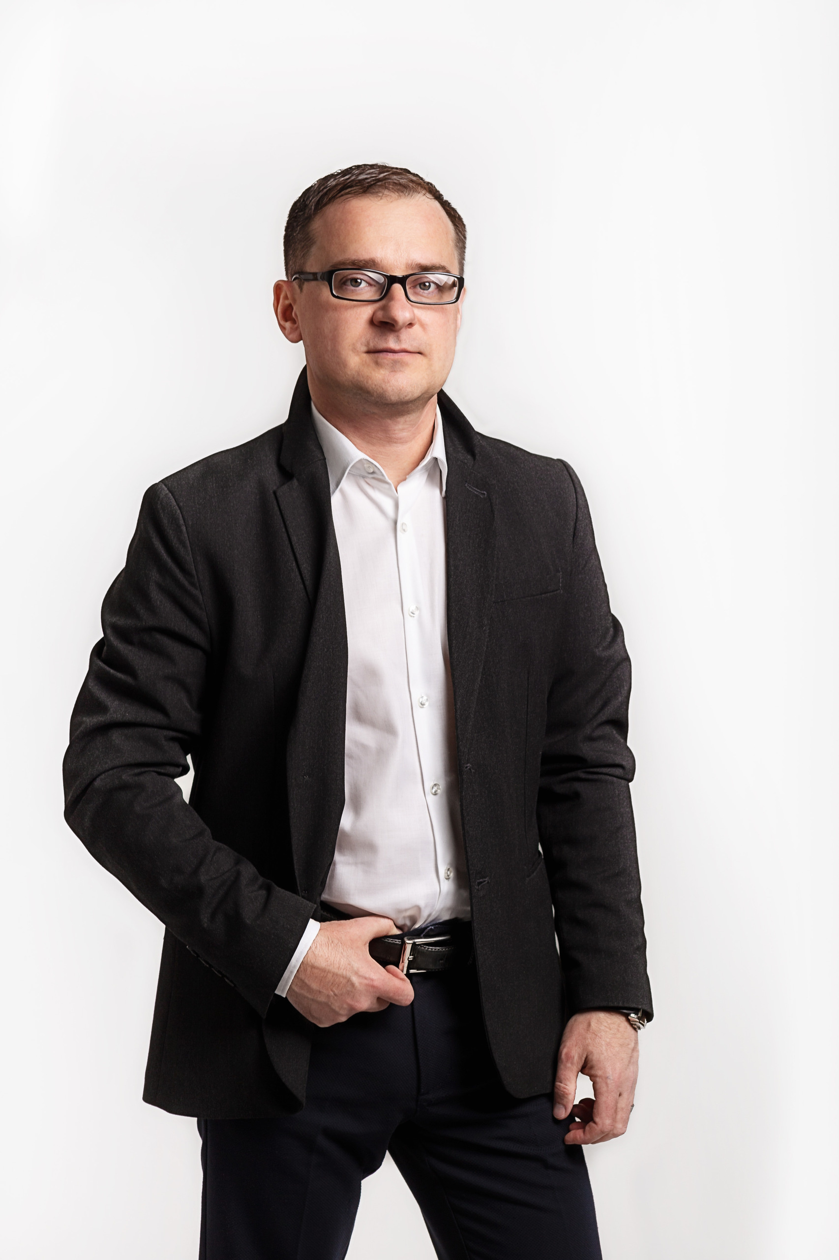 Алексей и Анна. Фотограф Бургас. Фотосесии в студио и на открито, портрети, заснемане