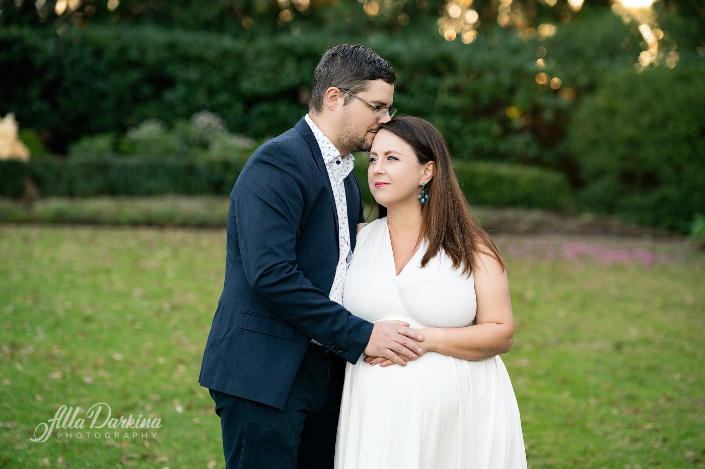 Maternity session session price guide. Newborn and family photographer. Hills District. Sydney